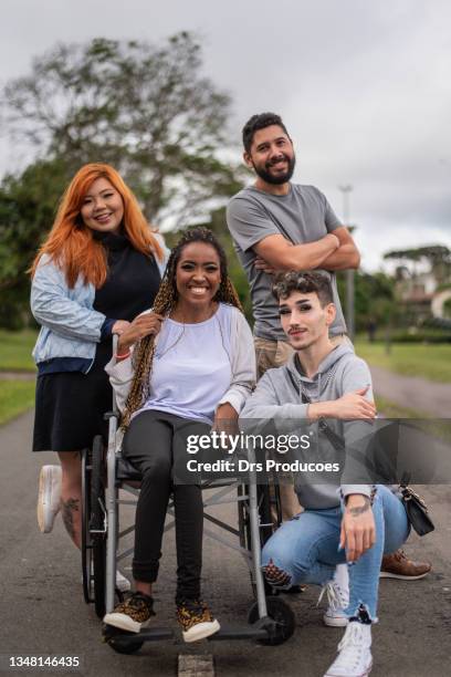 diversity group of people - homocultuur stockfoto's en -beelden