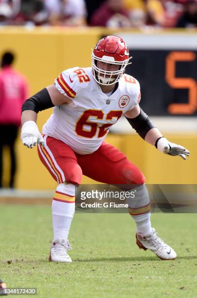 Joe Thuney of the Kansas City Chiefs blocks against the Washington Football Team at FedExField on October 17, 2021 in Landover, Maryland.