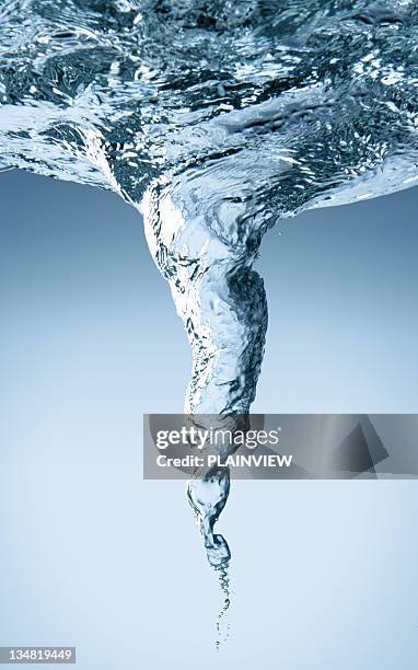 water whirlpool - draaikolk stockfoto's en -beelden