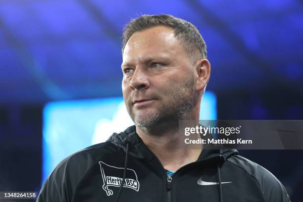 Pal Dardai, Head Coach of Hertha Berlin looks on during the Bundesliga match between Hertha BSC and Borussia Mönchengladbach at Olympiastadion on...