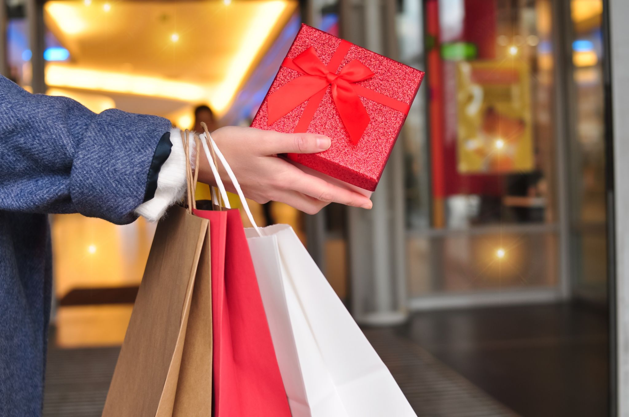 holiday shopping deals