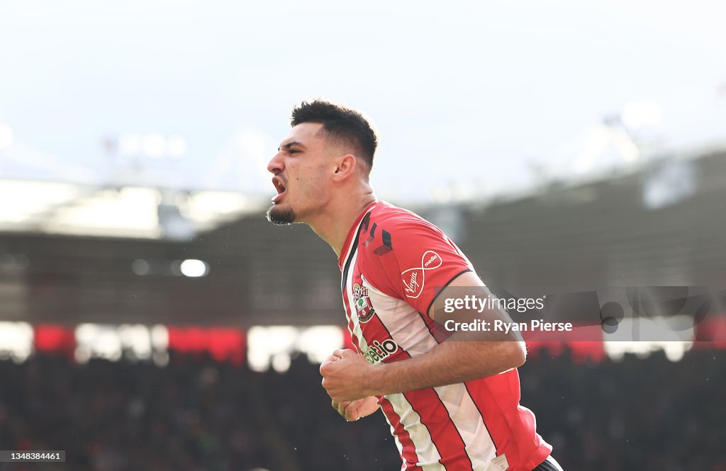 Southampton v Burnley - Premier League