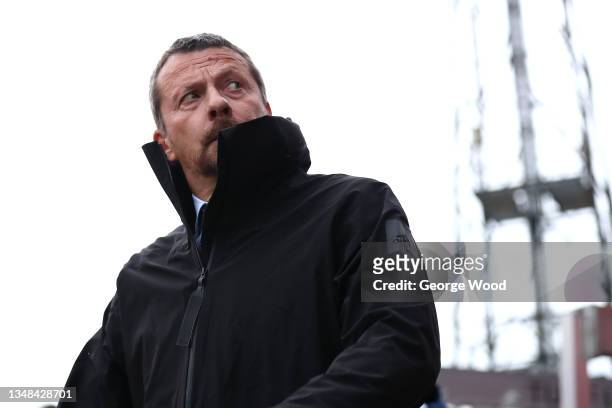 Slavisa Jokanovic, Manager of Sheffield United looks on prior to the Sky Bet Championship match between Barnsley and Sheffield United at Oakwell...