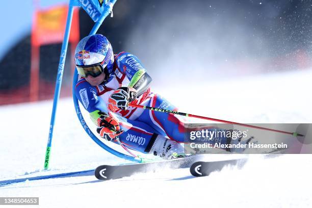 Alexis Pinturault of France competes in the 2nd run of the Mens Giant Slalom at Rettenbachferner during the Audi FIS Ski World Cup 2021/22 on October...