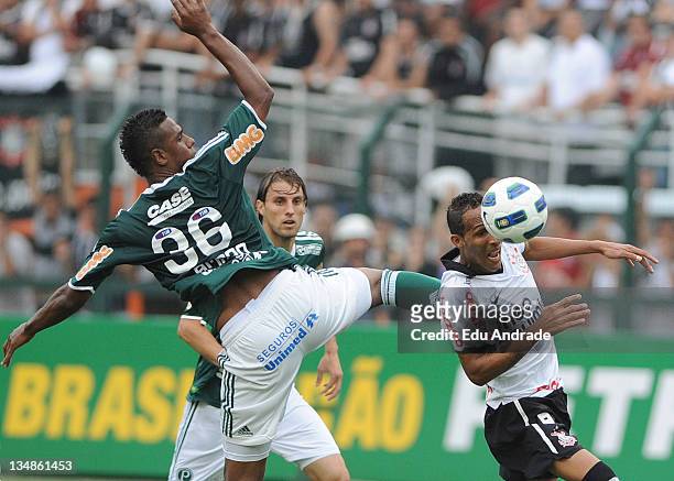 Liedson of Corinthians and Leandro Amaro of Palmeiras during the match between Corinthians Palmeiras and as part of round 38 of the Serie A Brazil in...