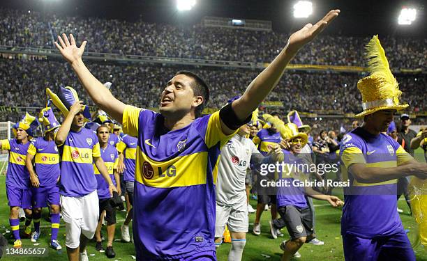 Riquelme of Boca Juniors celebrate the victory of his team after a match between Boca and Banfield as part of the IVECO Bicentenario Apertura 2011 at...