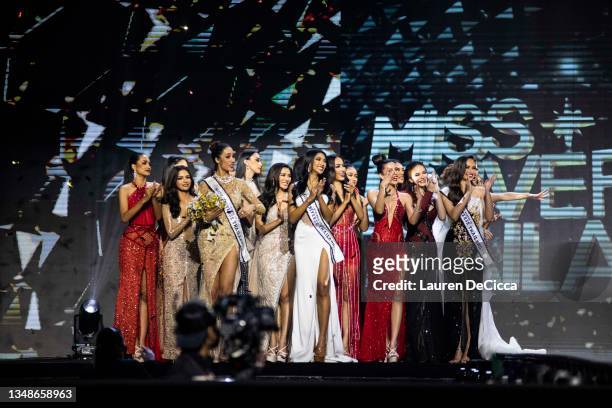 Anchilee Scott-Kemmis is congratulated by her fellow contestants after winning the 22nd Miss Universe Thailand pageant at Nong Nooch Tropical Garden...