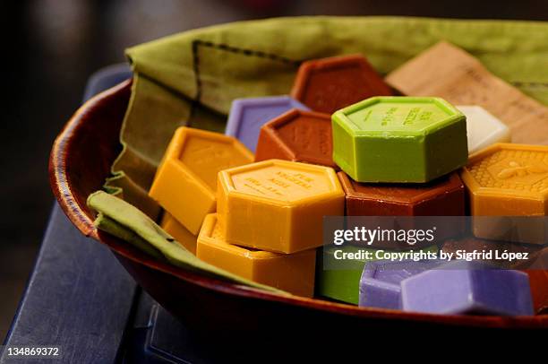 soap of marseille - aix en provence imagens e fotografias de stock