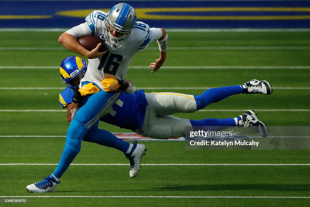 Detroit Lions v Los Angeles Rams