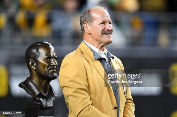 Bill Cowher during a hall of fame half time ceremony during the Pittsburgh Steelers and the Seattle Seahawks game at Heinz Field on October 17, 2021...