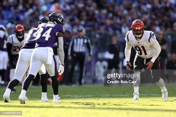 Defensive end Trey Hendrickson of the Cincinnati Bengals lines up against the Baltimore Ravens at M&T Bank Stadium on October 24, 2021 in Baltimore,...