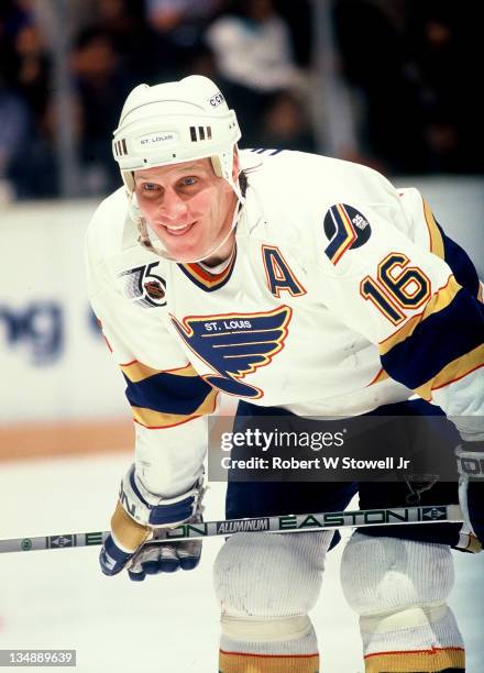 St Louis Blues Brett Hull prepares for a face off against the Hartford Whalers, Hartford CT 1994.