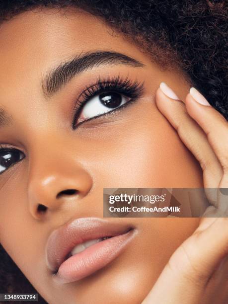 beautiful afro girl - black makeup stockfoto's en -beelden