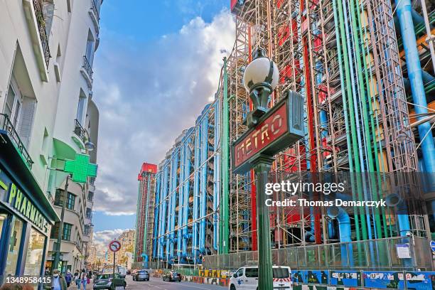 paris - centre pompidou stock pictures, royalty-free photos & images