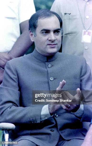 Indian Prime Minister Rajiv Gandhi addressing a gathering at his residence in New delhi on October 01, 1986.