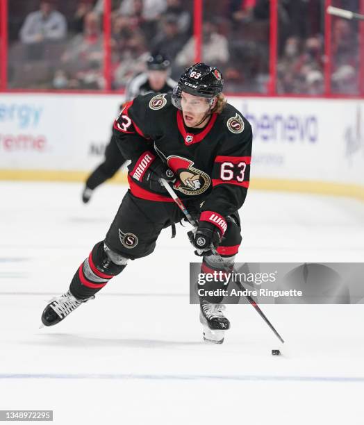 Tyler Ennis of the Ottawa Senators skates against the San Jose Sharks at Canadian Tire Centre on October 21, 2021 in Ottawa, Ontario, Canada.