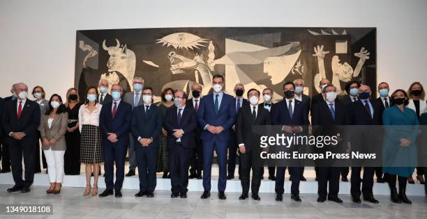 Family photo, in the front row, Bernard Ruiz-Picasso's partner, Almine Rech Ruiz-Picasso , the president of the National Commission of the 50th...