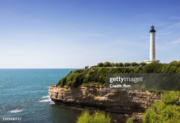 biarritz lighthouse (france) - biarritz stockfoto's en -beelden