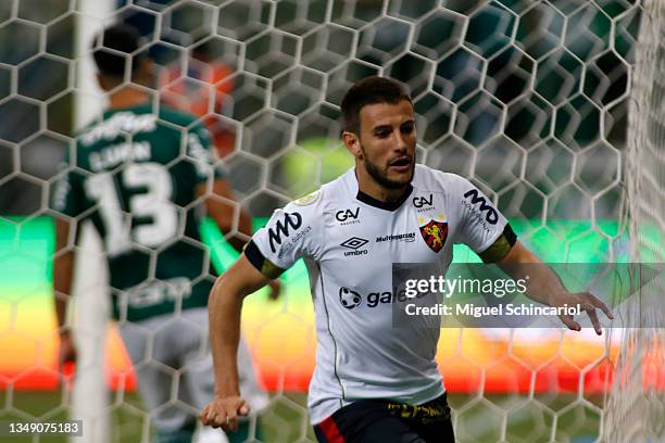 Leandro Barcia of Sport Recife celebrates after scoring the first goal of his team during the match between Flamengo and Palmeiras as part of the...