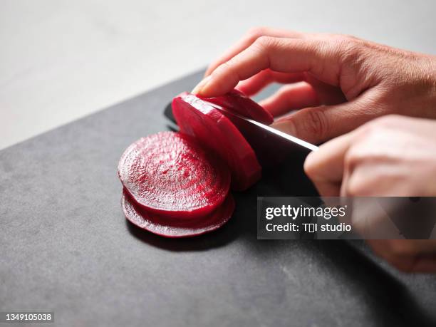 vegan food - remolacha fotografías e imágenes de stock