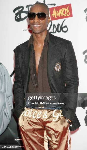 Simon Webbe arrives at The 26th BRIT Awards 2006 with Mastercard, Earls Court 1, London, UK, Wednesday 15 February 2006.