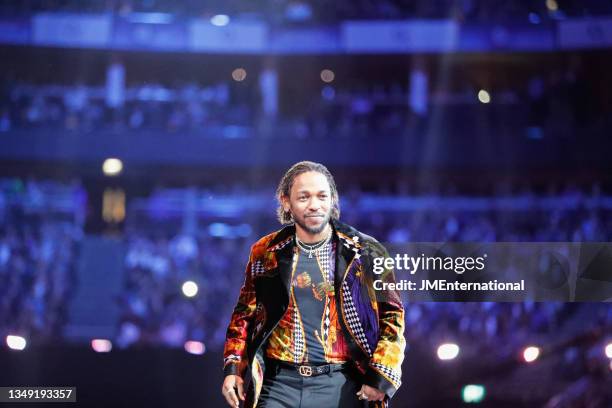 Kendrick Lamar accepts the International Male Solo Artist award during The BRIT Awards 2018 Show, The O2, London, UK, Wednesday 21 Feb 2018.