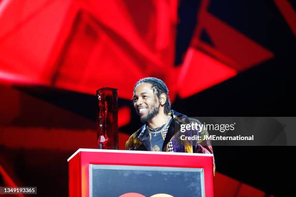 Kendrick Lamar accepts the International Male Solo Artist award during The BRIT Awards 2018 Show, The O2, London, UK, Wednesday 21 Feb 2018.