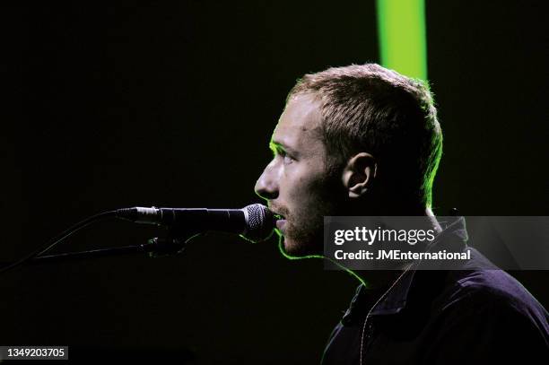 Chris Martin of Coldplay show rehearsal, The 23rd BRIT Awards 2003 with Mastercard, Earls Court Exhibition Centre, London, UK, Thursday 20 February...