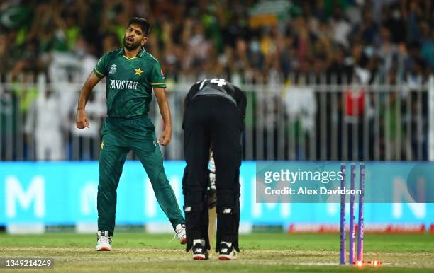 Haris Rauf of Pakistan celebrates the wicket of Mitchell Santner of New Zealand during the ICC Men's T20 World Cup match between Pakistan and New...
