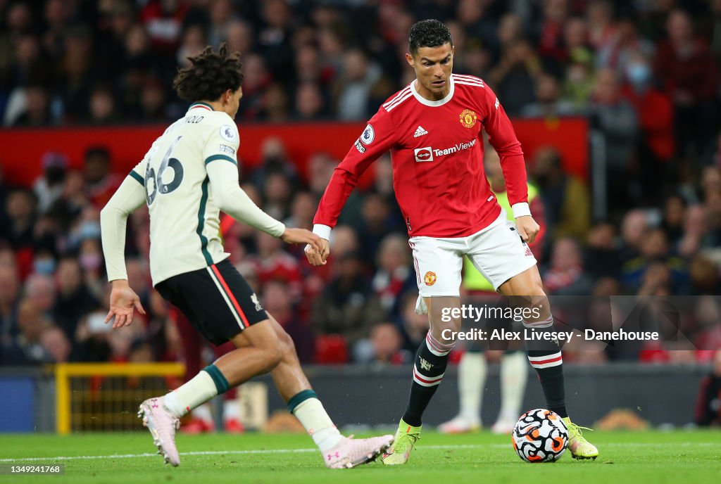 Manchester United v Liverpool - Premier League