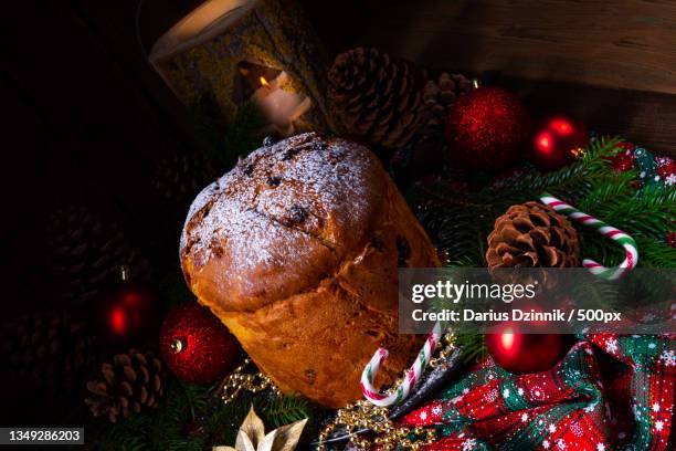 close-up of christmas decorations on table - rustikal 個照片及圖片檔