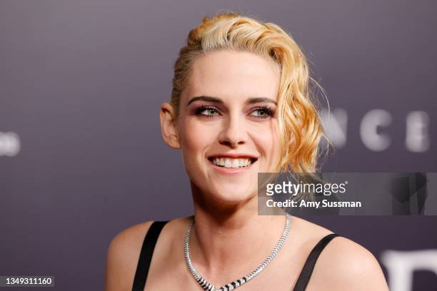 Kristen Stewart attends the Los Angeles premiere of Neon's "Spencer" at DGA Theater Complex on October 26, 2021 in Los Angeles, California.