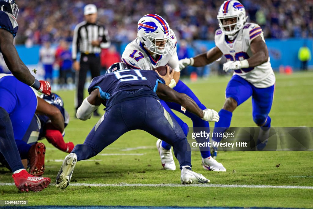 Buffalo Bills v Tennessee Titans