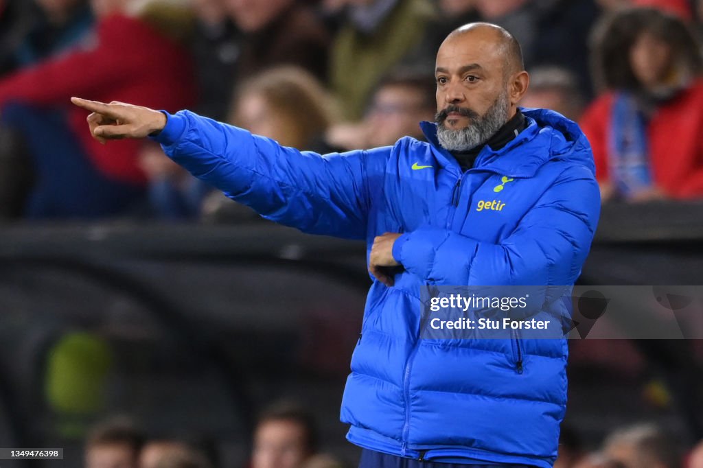 Burnley v Tottenham Hotspur - Carabao Cup Round of 16