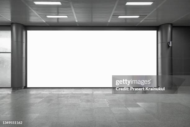 mock up and blank white screen billboard for advertising - billboard fotografías e imágenes de stock