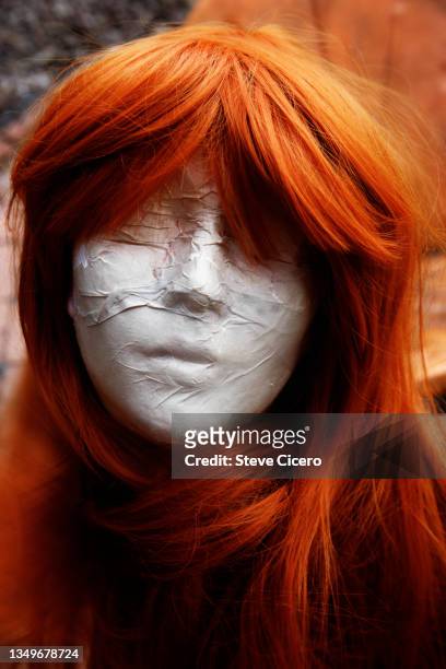 anime red hair female mummy halloween head - scarecrow faces foto e immagini stock