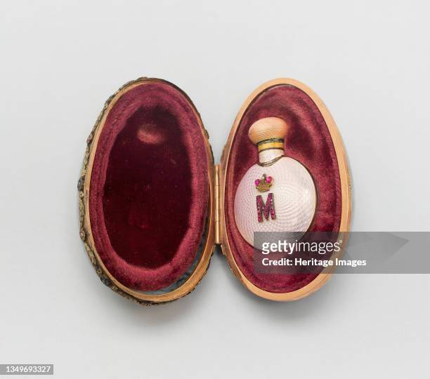Miniature Easter Egg with Scent Bottle, Saint Petersburg, Before 1899. Artist Fabergé Workshop.