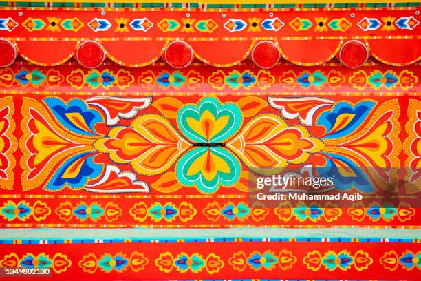 colorful truck art in pakistan - cultura paquistã imagens e fotografias de stock