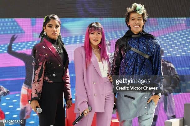 Karen Polinesia, Lesslie Polinesia and Rafa Polinesio attend a press conference to announce their world tour evolución "Los Polinesios Jump Show" at...