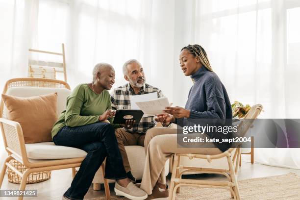 the financial perks of growing older - erfenis stockfoto's en -beelden