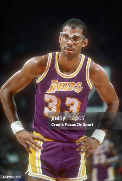 Kareem Abdul-Jabbar of the Los Angeles Lakers looks on against the Washington Bullets during an NBA basketball game circa 1980 the Capital Centre in...