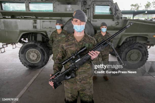 Several troops of the Infantry Regiment 'Principe' No. 3, during the presentation of the deployment that this regiment will perform in Iraq and Mali,...