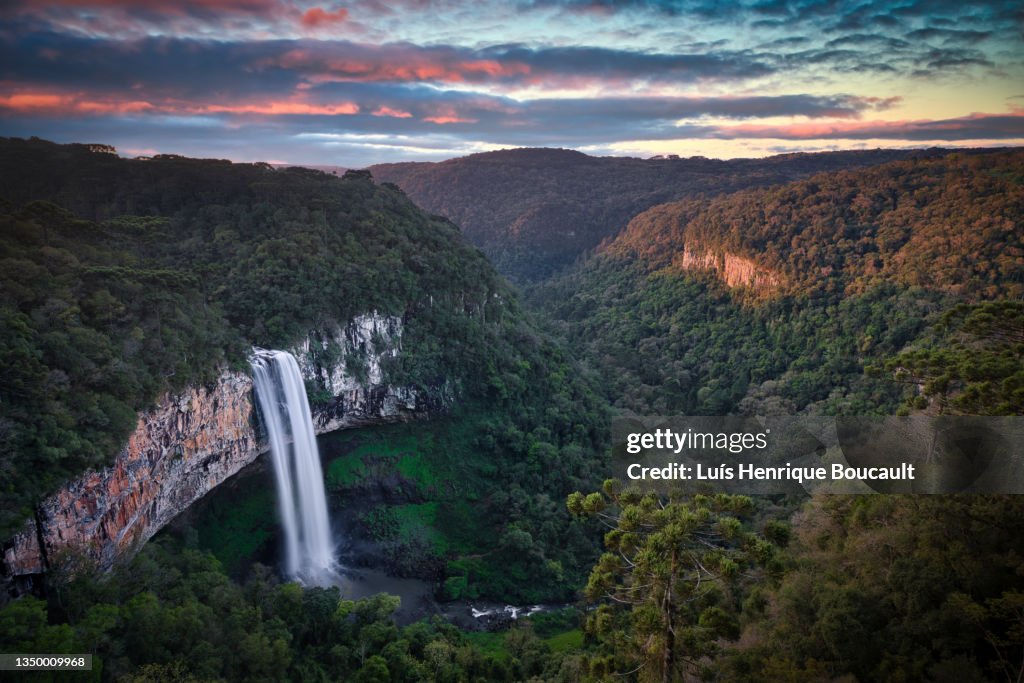 Caracol Falls & Sunset
