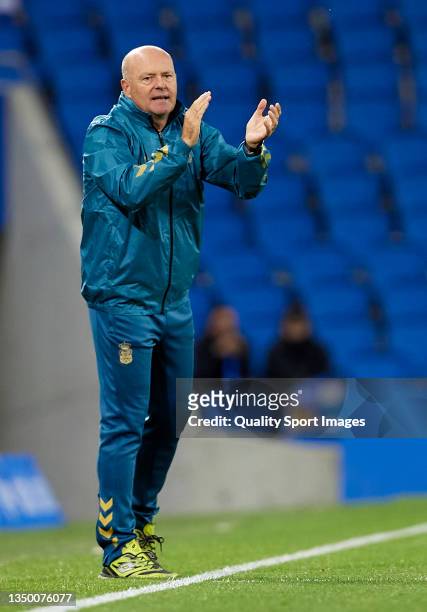 Pepe Mel, Manager of UD Las Palmas reacts during the LaLiga Smartbank match between Real Sociedad B and UD Las Palmas at Reale Arena on October 29,...
