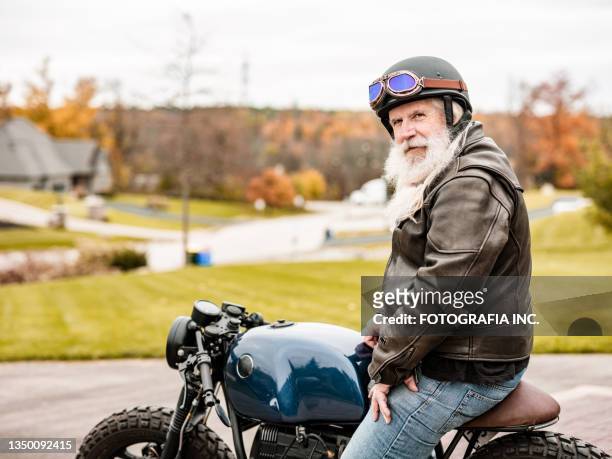 570 Vintage Leather Motorcycle Jacket Photos and Premium High Res Pictures  - Getty Images