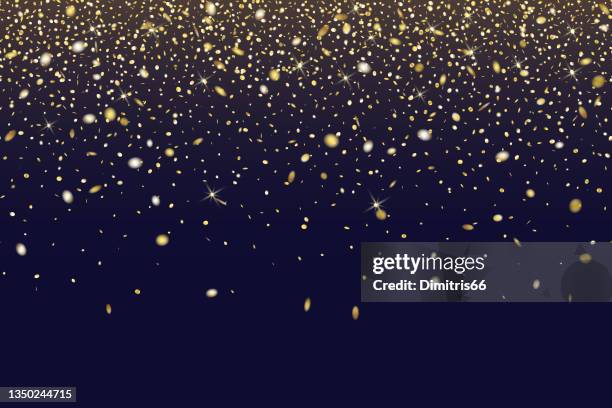 stockillustraties, clipart, cartoons en iconen met falling gold glitter seamless dark background. can be used for holiday, any celebration or party, christmas, new year, valentine’s day, national holiday, etc. - feest en gedenkdagen