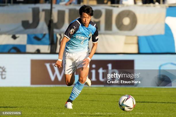 Yuki Otsu of Jubilo Iwata in action during the J.League Meiji Yasuda J2 36th Sec. Match between Omiya Ardija and Jubilo Iwata at NACK5 Stadium Omiya...