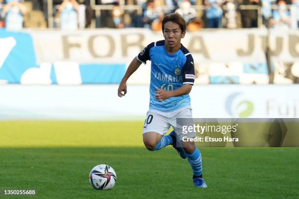 Shota Kaneko of Jubilo Iwata in action during the J.League Meiji Yasuda J2 36th Sec. Match between Omiya Ardija and Jubilo Iwata at NACK5 Stadium...