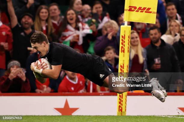 Beauden Barrett of New Zealand scores his sides sixth try during the Autumn International match between Wales and New Zealand at Principality Stadium...