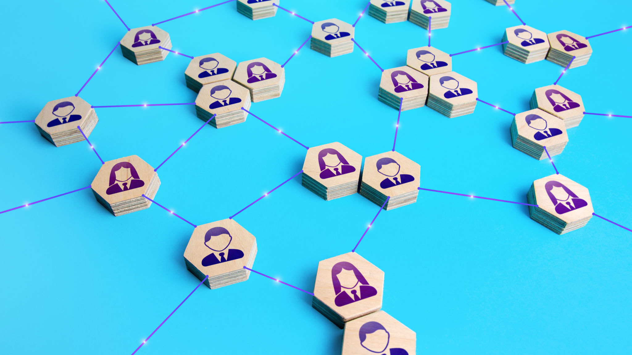 People connected in a global network. Cooperation and globalization, contributions to projects. Society. Globalization. Improving performance, innovation. Decentralized networking. Connections links People connected in a global network. Cooperation and globalization, contributions to projects. Society. Globalization. Improving performance, innovation. Decentralized networking. Connections links